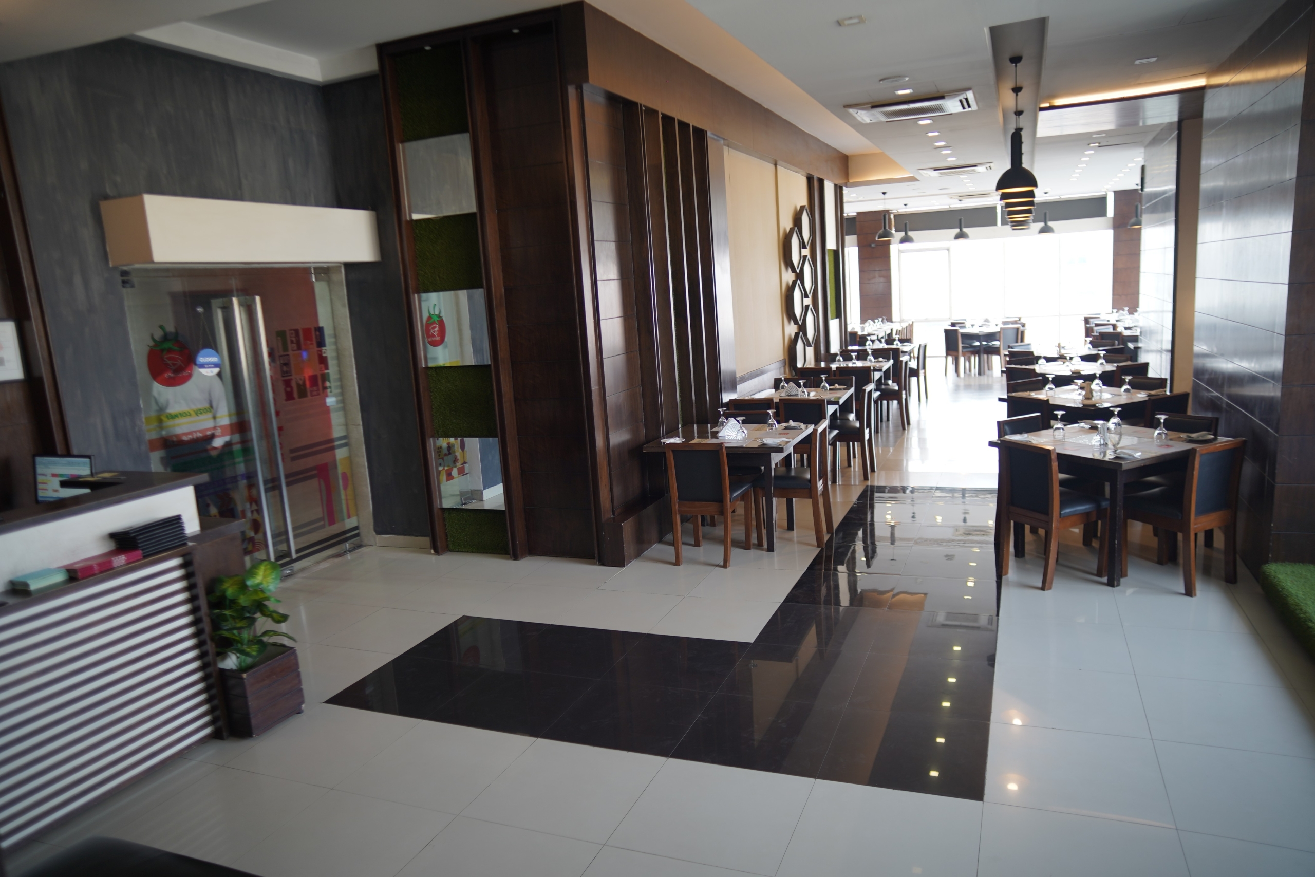 3203 sft Ready Commercial Space at Dhanmondi 27