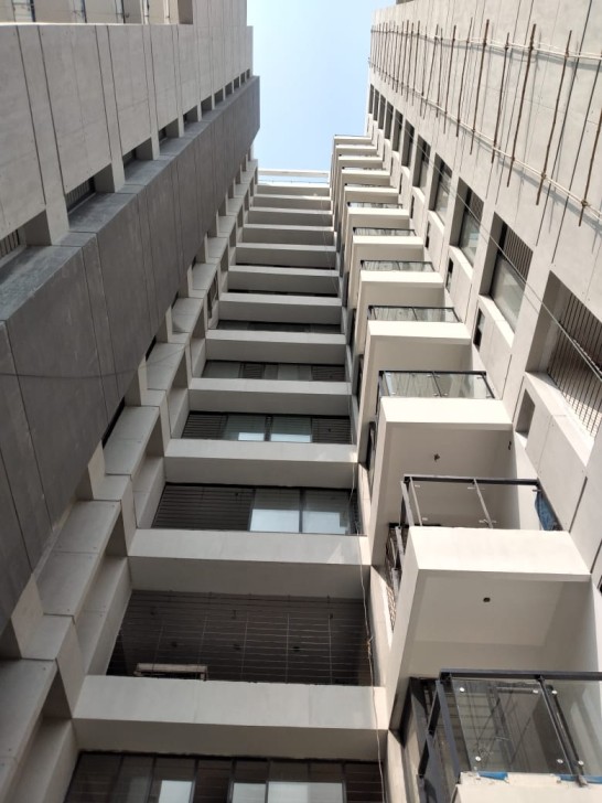 2085 sft ready luxury apartment in Bashundhara