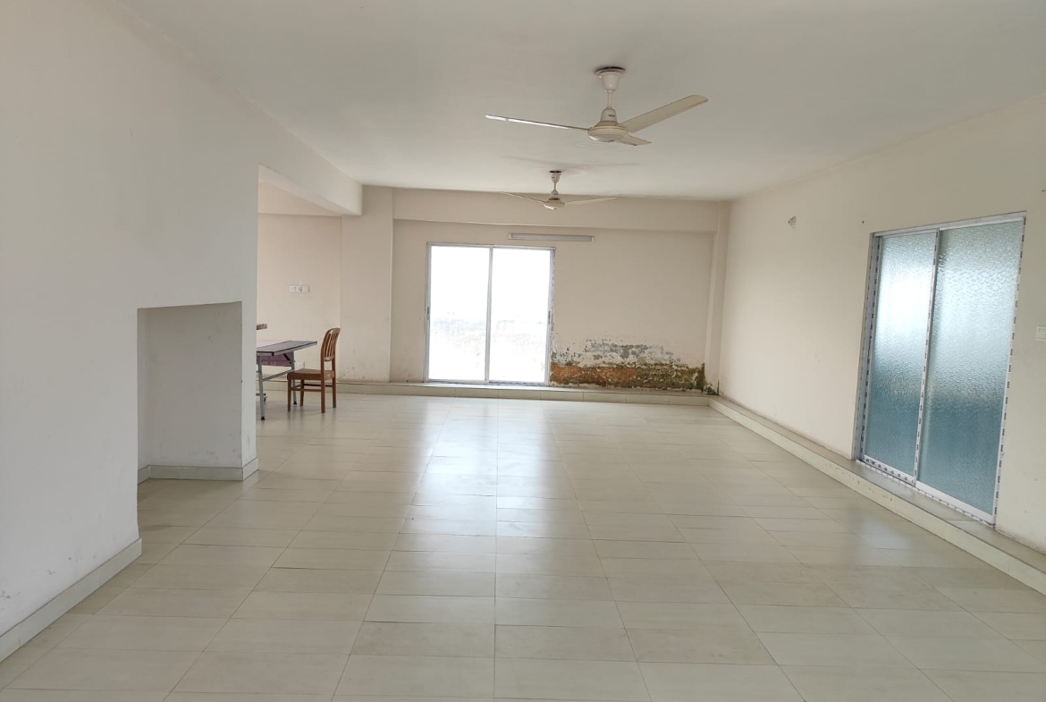2085 sft ready luxury apartment in Bashundhara